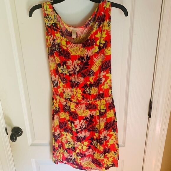 Banana Republic Dresses & Skirts - Banana Republic red and orange tropical Print sleeveless dress